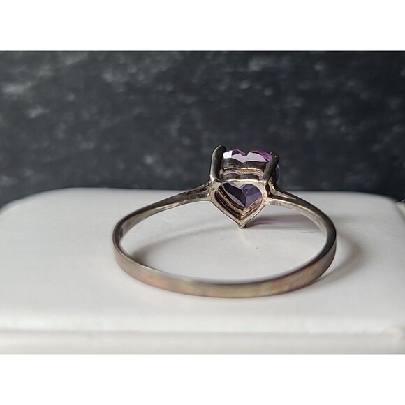 925 Sterling Silver Prong Set Amethyst Heart Shaped Solitaire Ring, SIZE US 8.25 - Picture 6 of 10